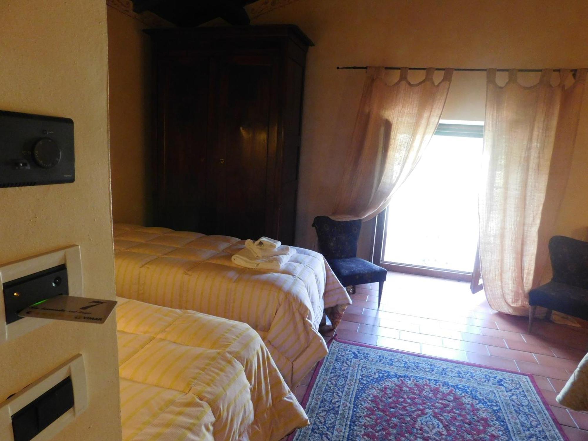 Locanda Sul Lago Santo Stefano Di Sessanio Oda fotoğraf